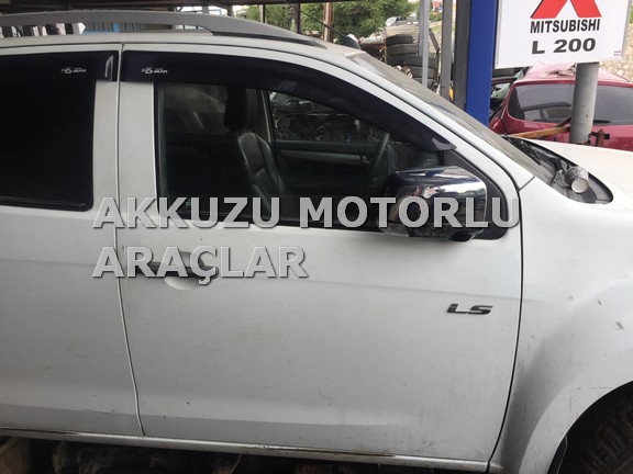 ISUZU DMAX ÇIKMA ÖN KAPI