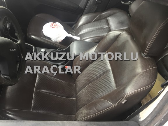 ISUZU DMAX ÇIKMA DERİ KOLTUK TAKIMI -