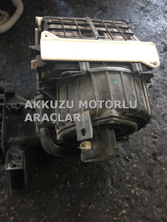 MİTSUBİSHİ L200 CR ÇIKMA KALORİFER MOTORU -