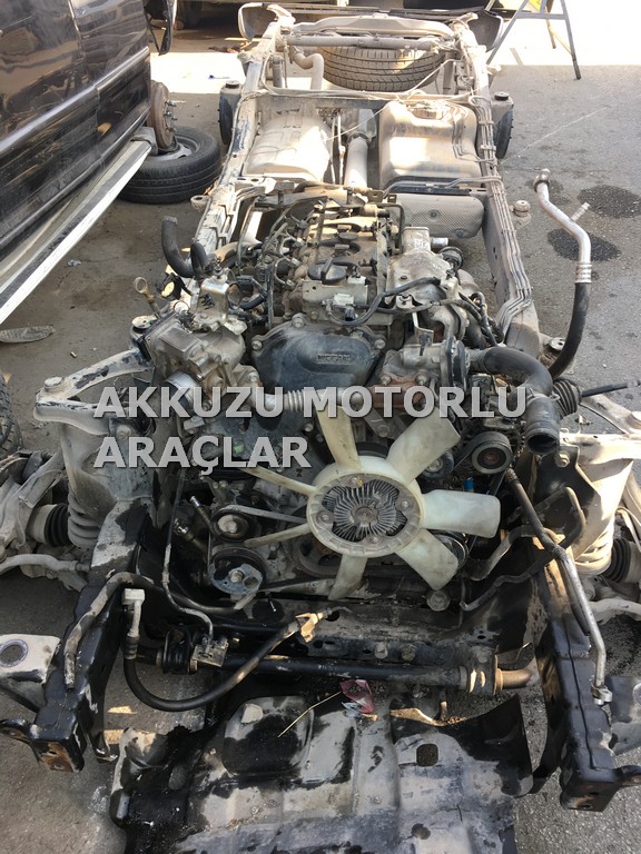 NİSSAN PATHFİNDER ÇIKMA MOTOR ŞANZIMAN DEFRANSİYEL -