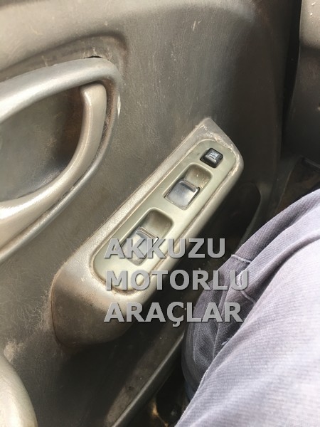 SUZUKİ ALTO CAM DÜĞMESİ -