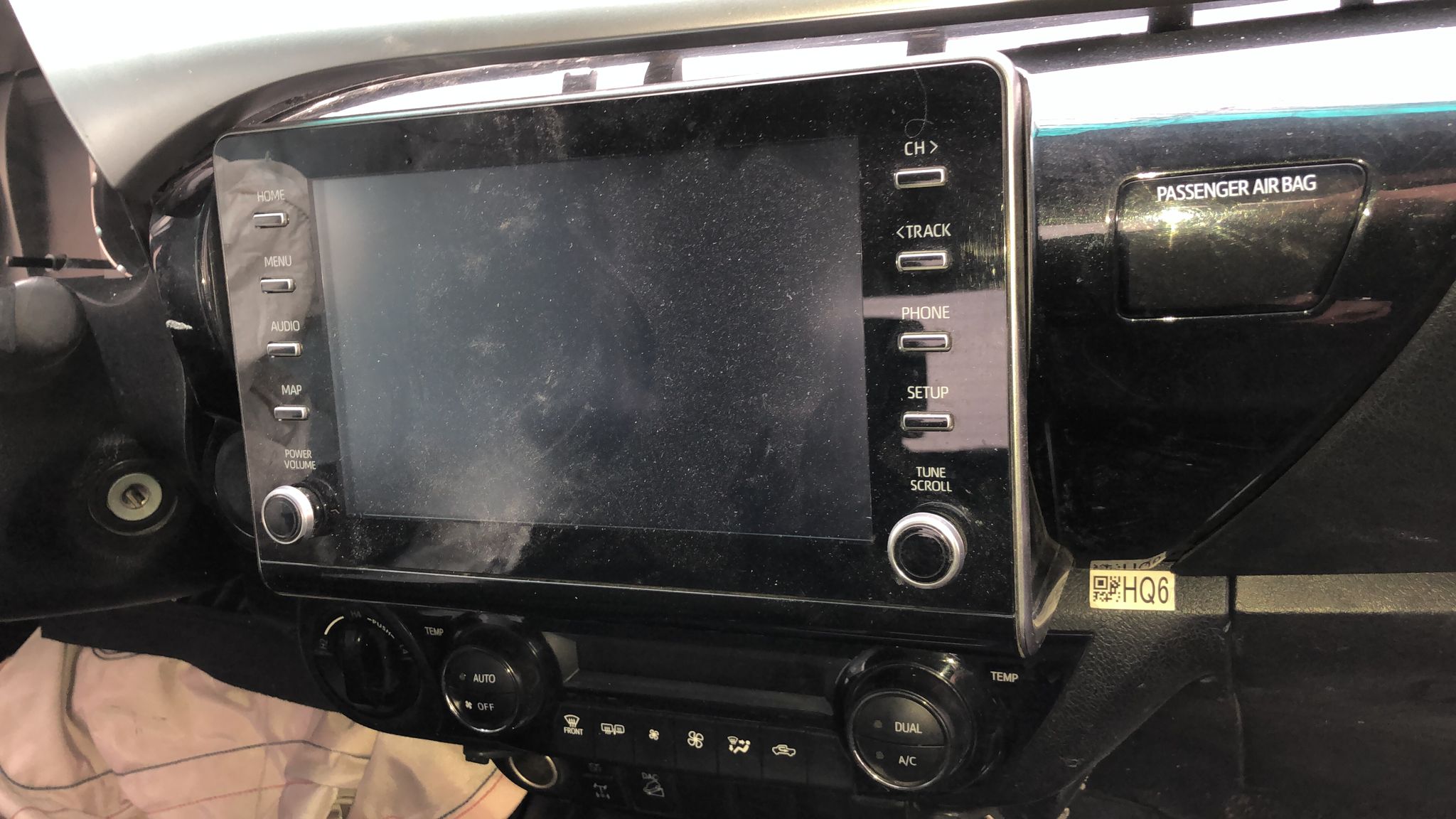 TOYOTA HİLUX 2020-2025 DİGİTAL KLİMA PANELİ -X14042025-11
