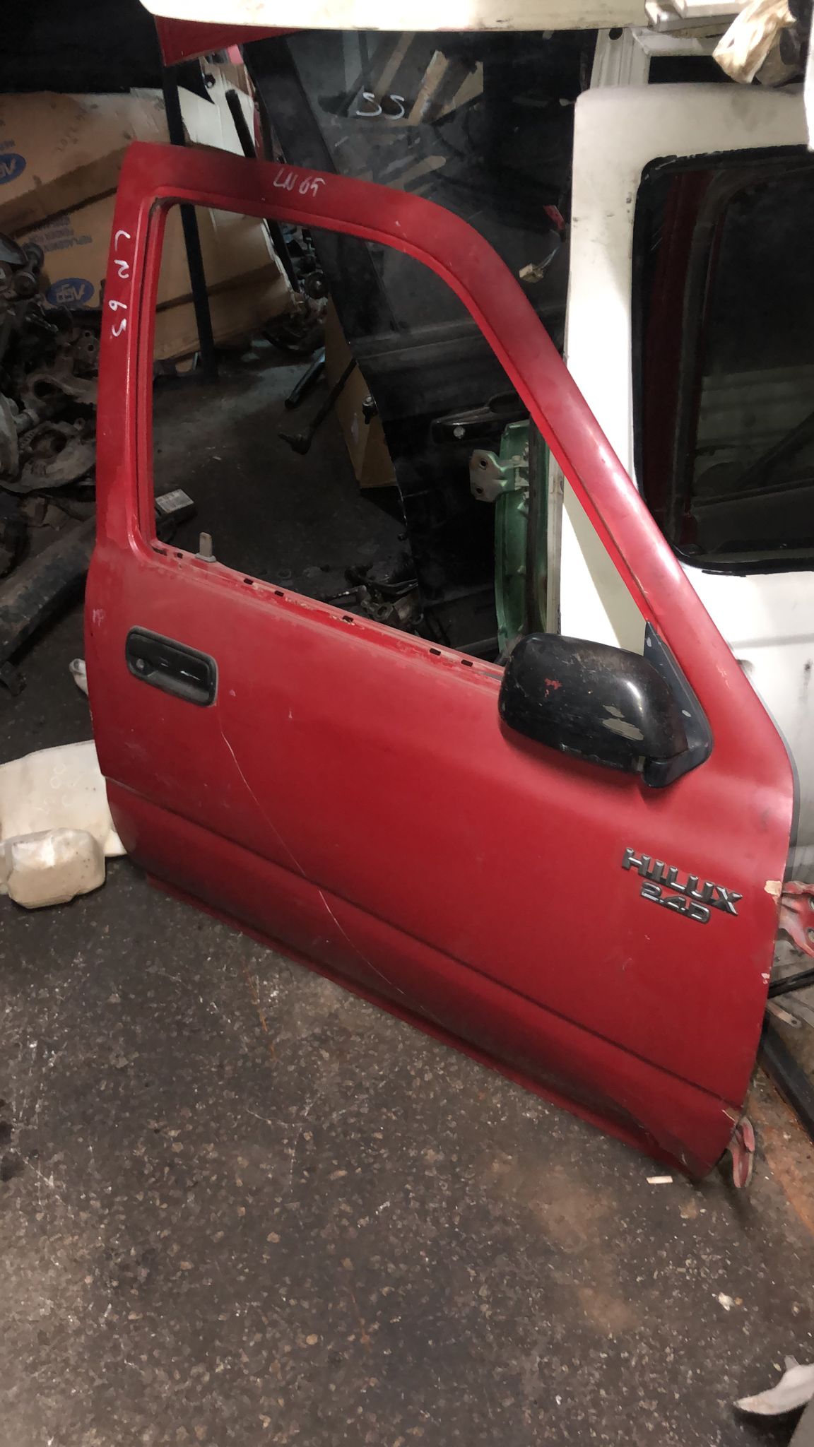TOYOTA HILUX KAPI