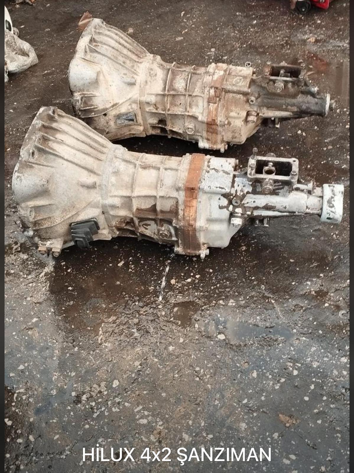 TOYOTA HİLUX 4*2 ŞANZUMAN