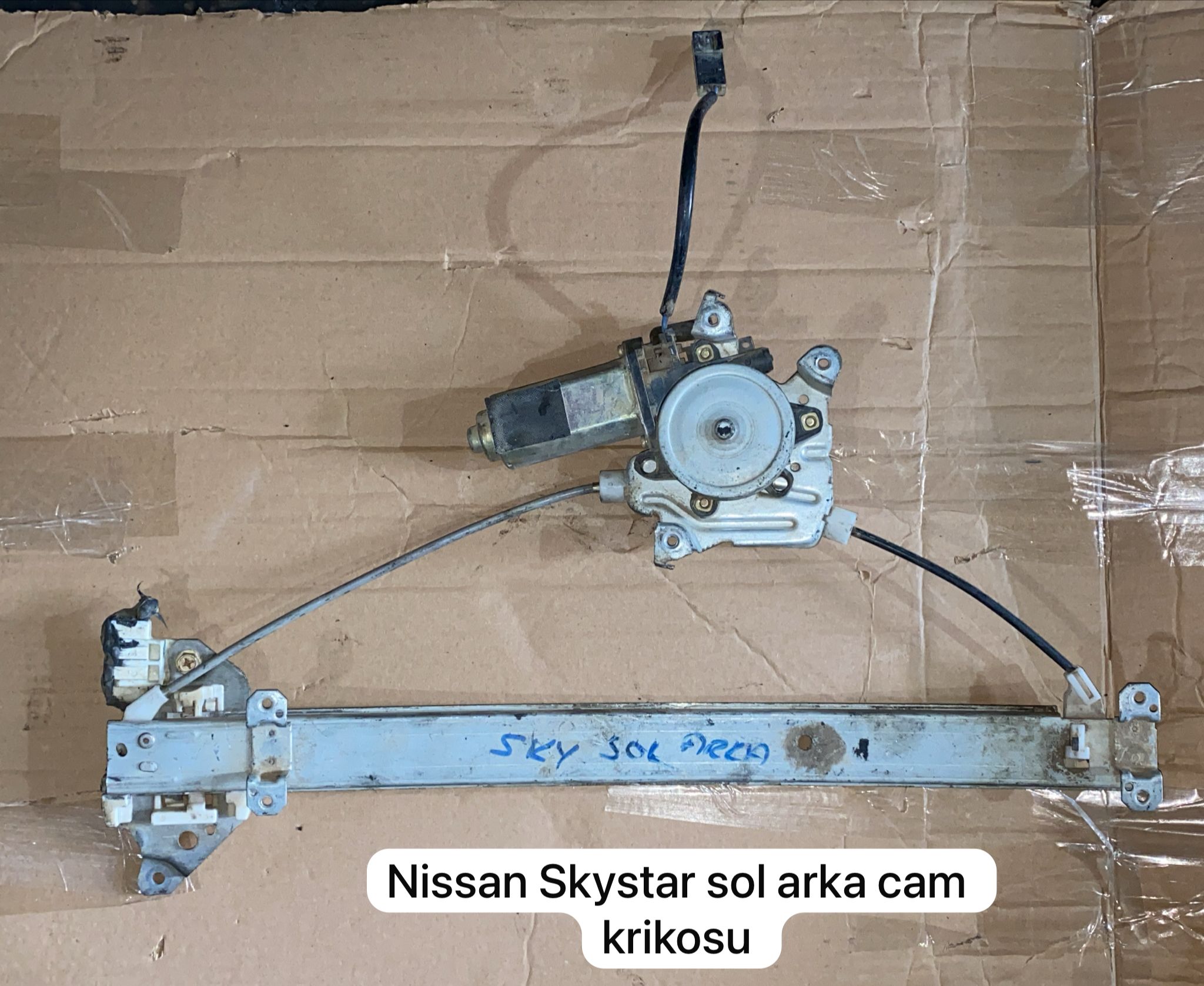 NİSSAN SKYSTAR SOL ARKA CAM KRİKOSU -X14042025-317