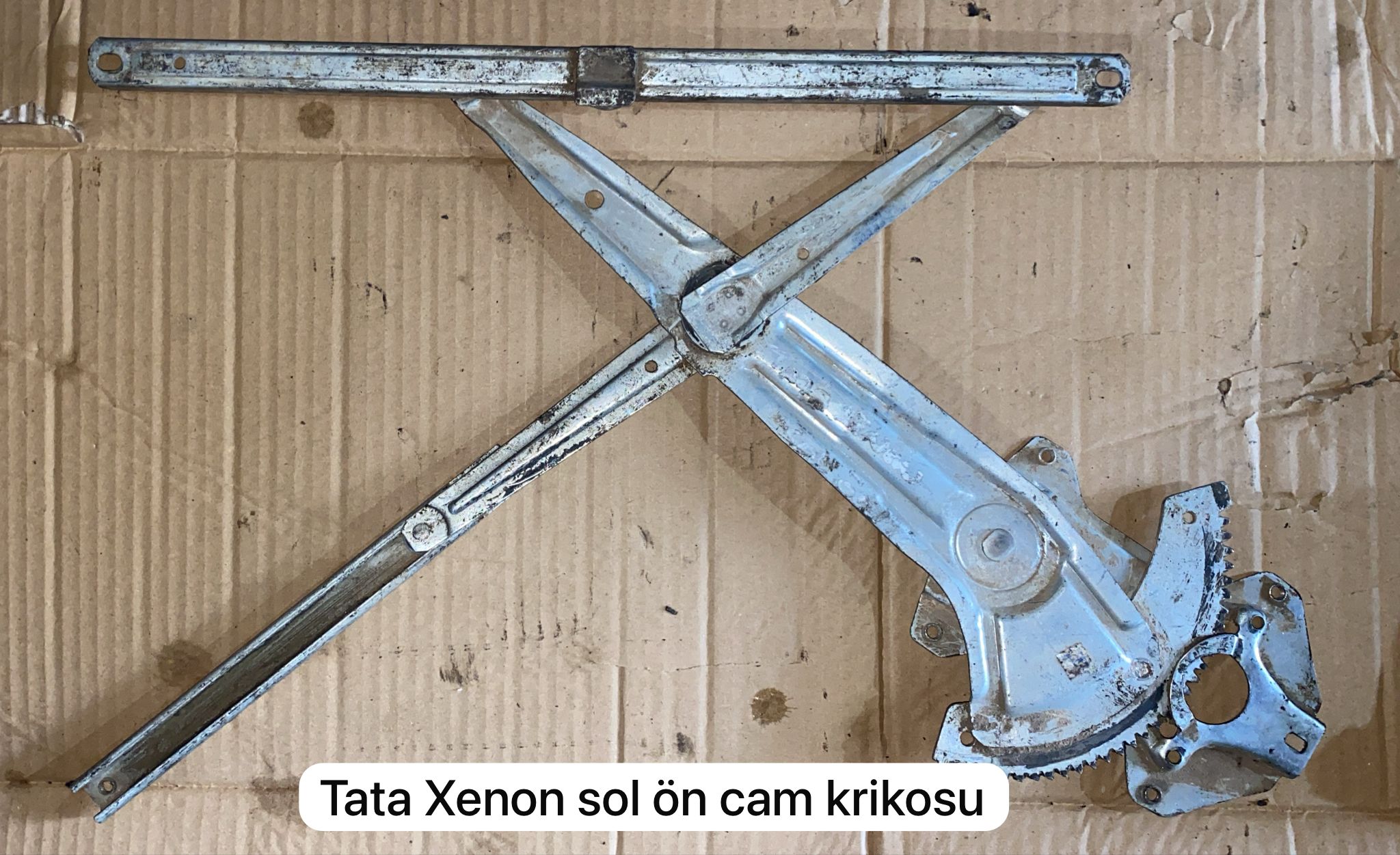 TATA XENON SOL ÖN CAMKRİKOSU -X14042025-470