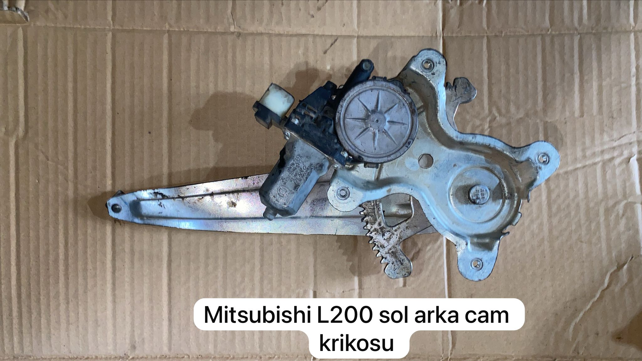 MİTSUBİSHİ L200 SOL ARKA CAM KRİKOSU -X14042025-461