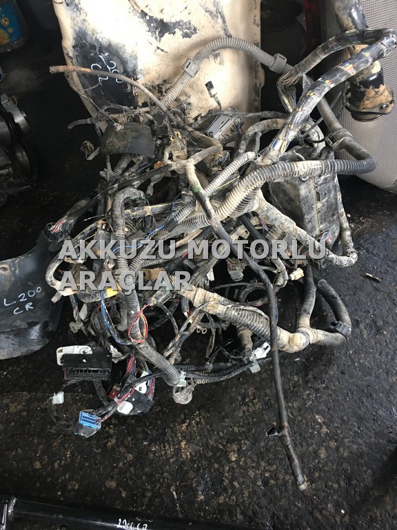 MİTSUBİSHİ L200 ÇIKMA MOTOR TESİSATI -X14042025-760