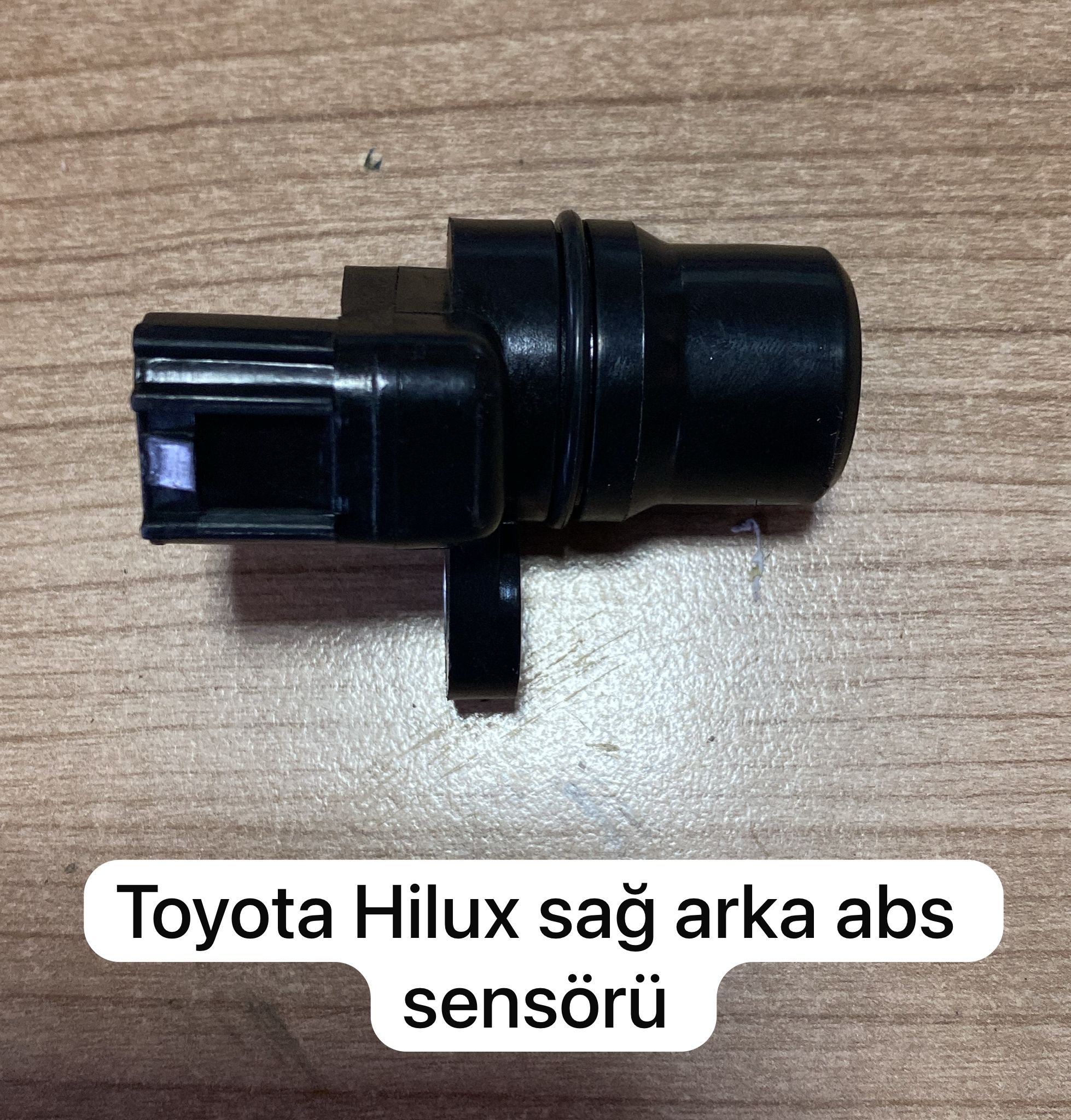 TOYOTA HİLUX SAĞ ARKA ABS SENSÖRÜ -X14042025-764