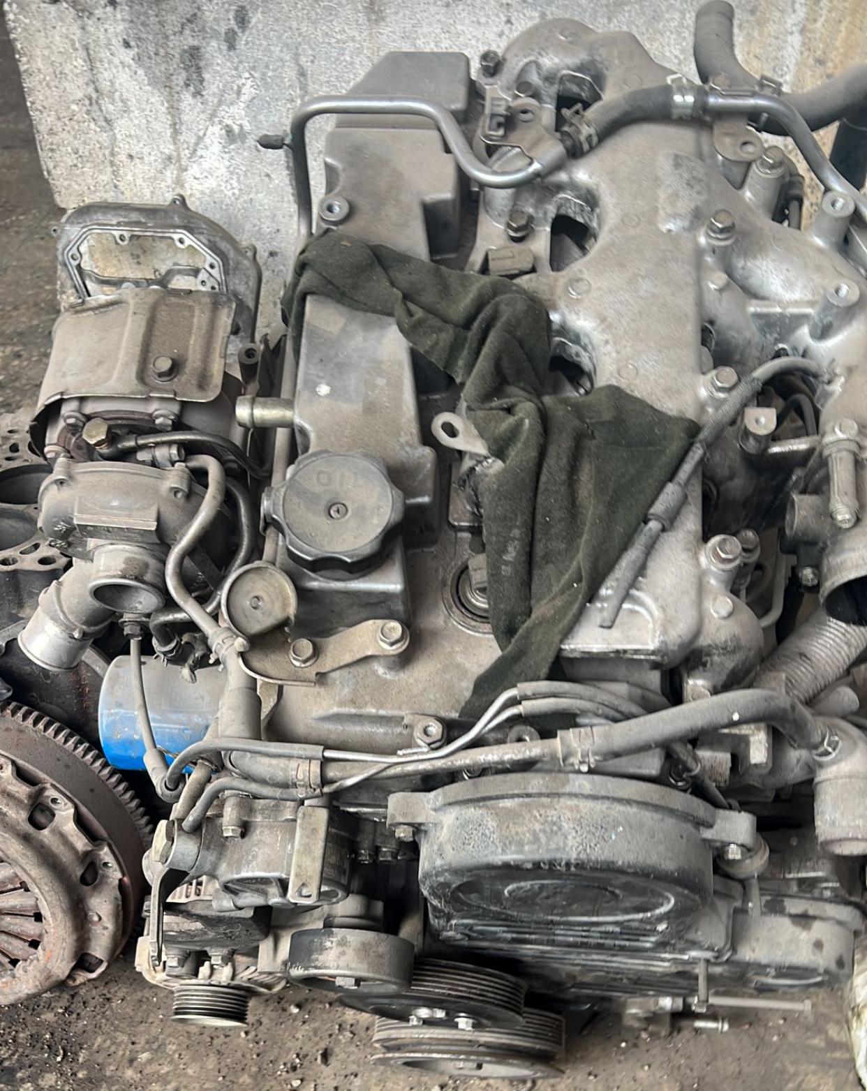 MİTSUBİSHİ L200 MOTOR ÇIKMA