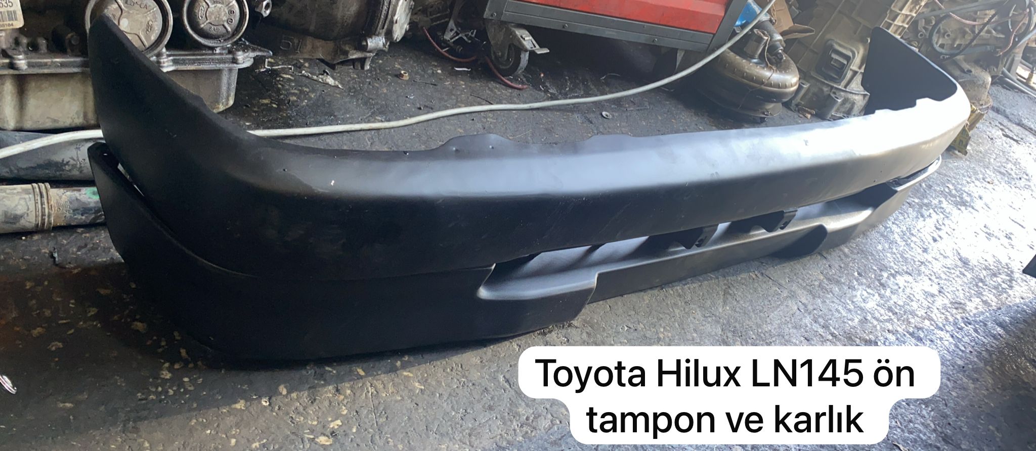 TOYOTA HİLUX LN145 ÖN TAMPON VE KARLIK -X14042025-2341