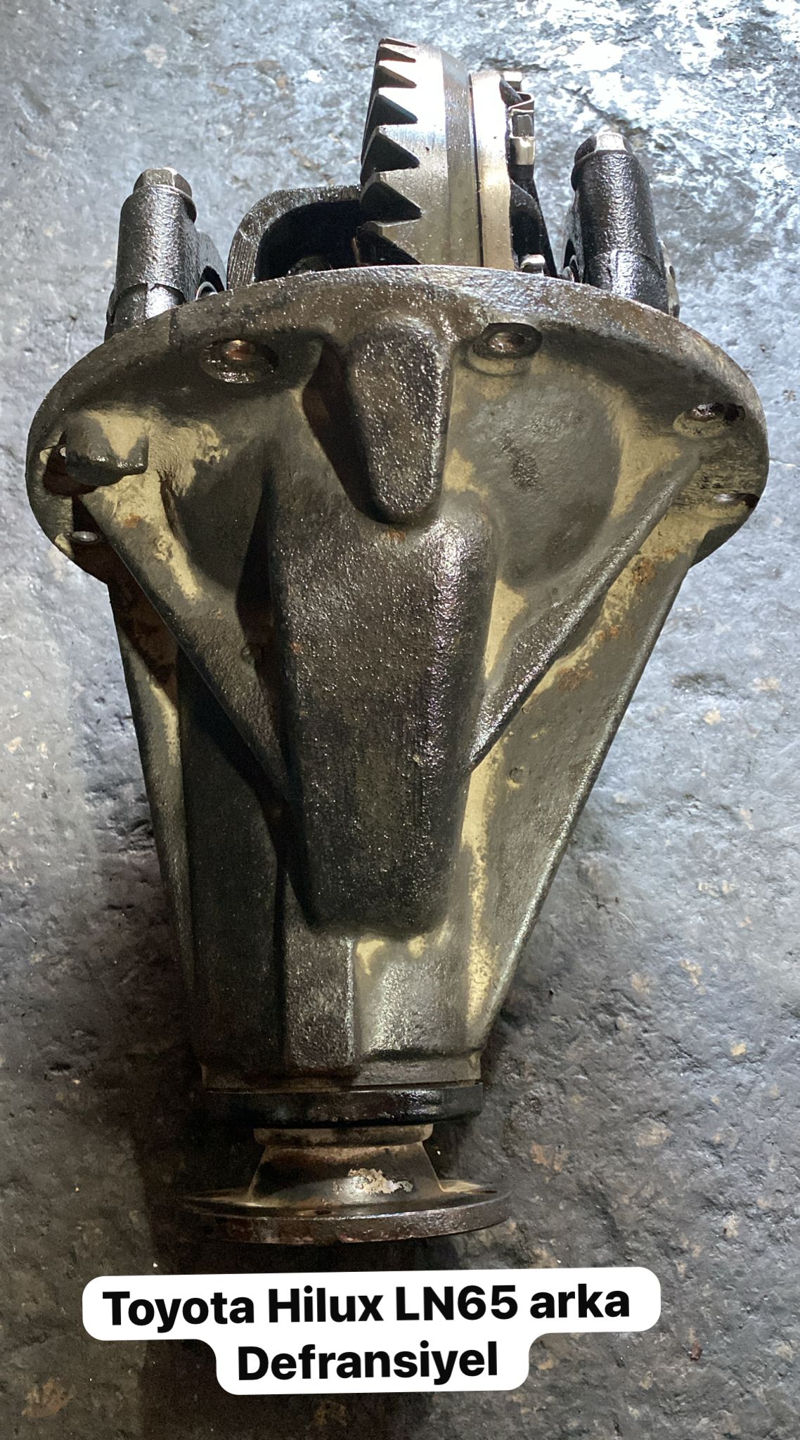 TOYOTA HİLUX LN56 ARKA DEFRANSİYEL -X14042025-2631
