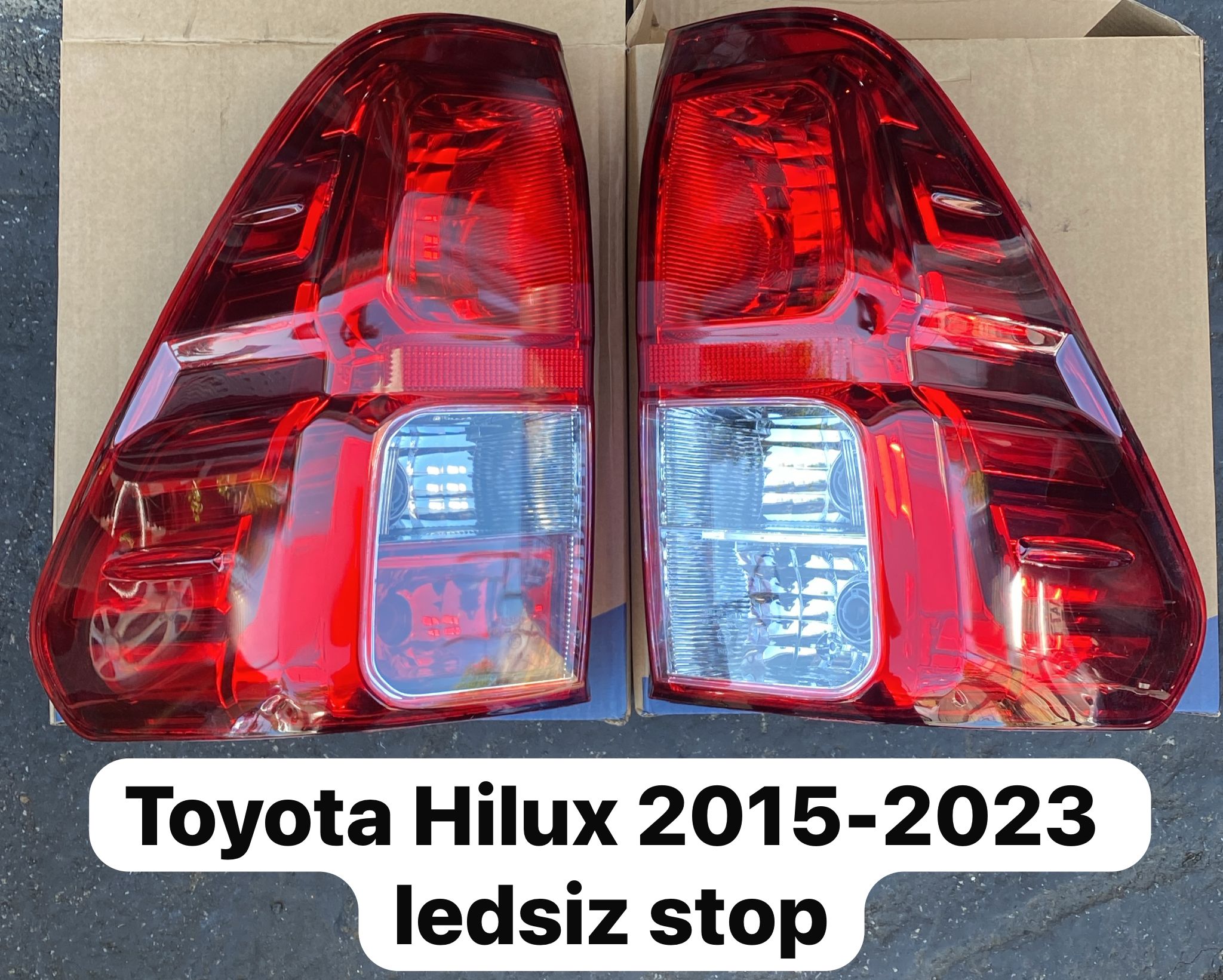 TOYOTA HİLUX 2015-2023 LEDSİZ STOP -X14042025-2640