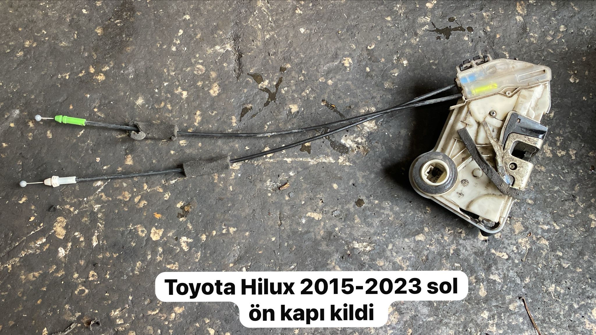 TOYOTA HİLUX 2015-2023 SOL ÖN KAPI KİLİDİ -X14042025-2875