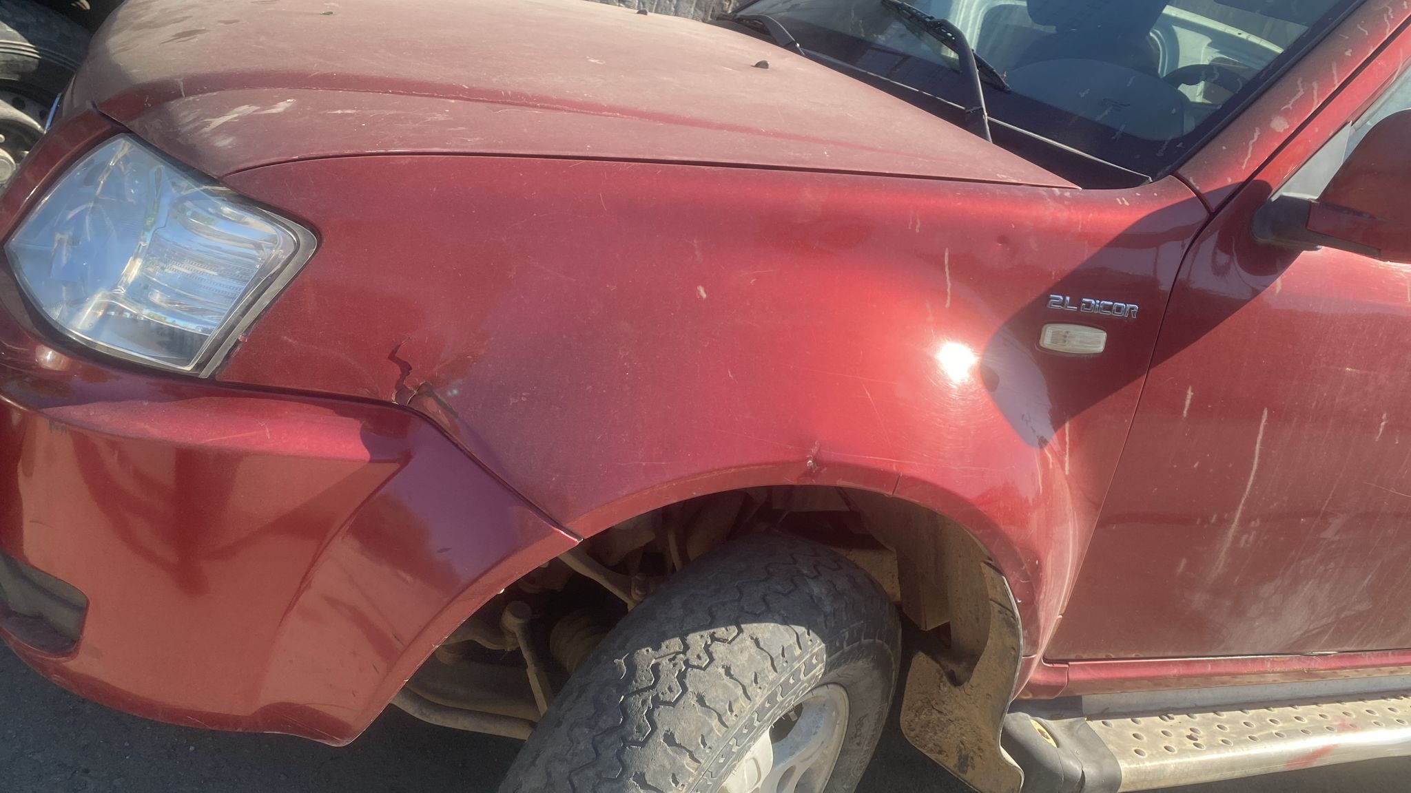 TATA XENON SOL ÖN ÇAMURLUK -X14042025-2449