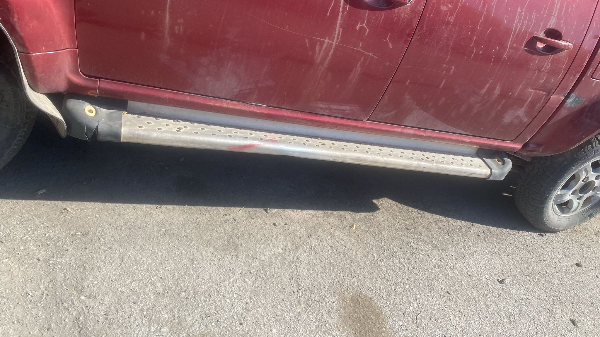 TATA XENON SOL BASAMAK -X14042025-2453