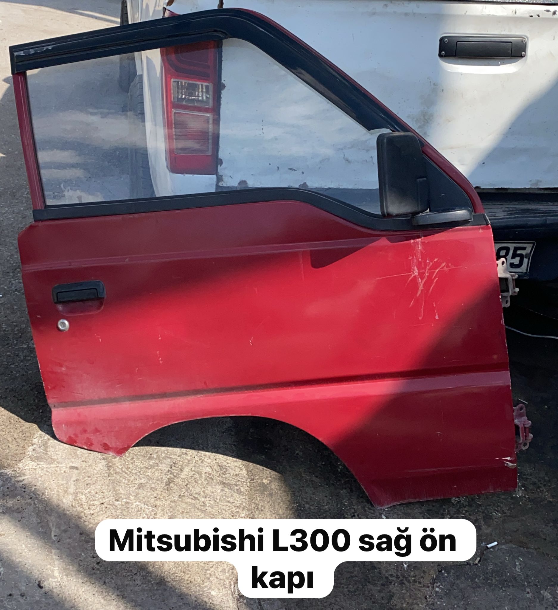 MİTSUBİSHİ L300 SAĞ ÖN KAPI -X14042025-2640