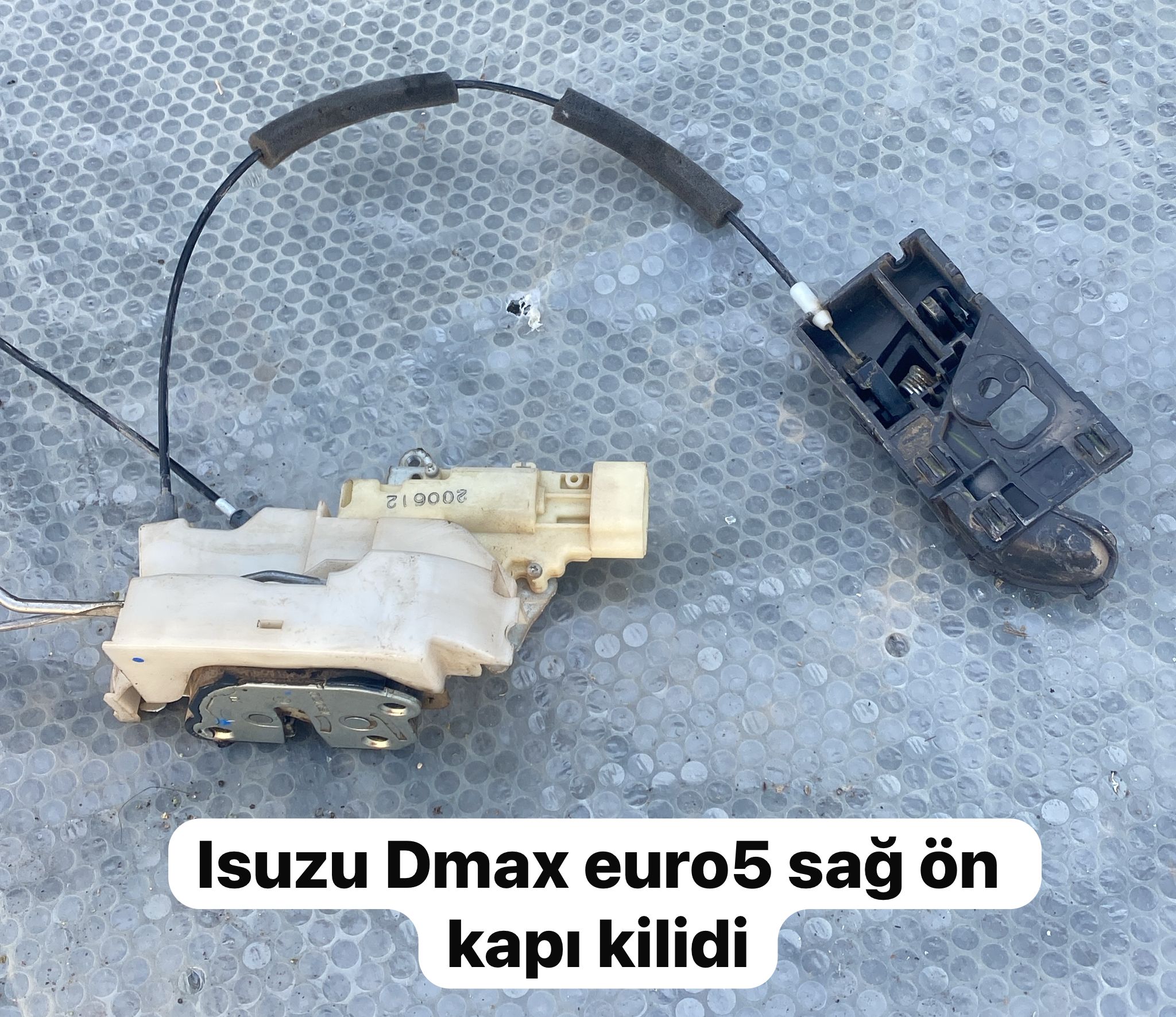ISUZU DMAX EURO5 SAĞ ÖN KAPI KİLİDİ -X14042025-4463