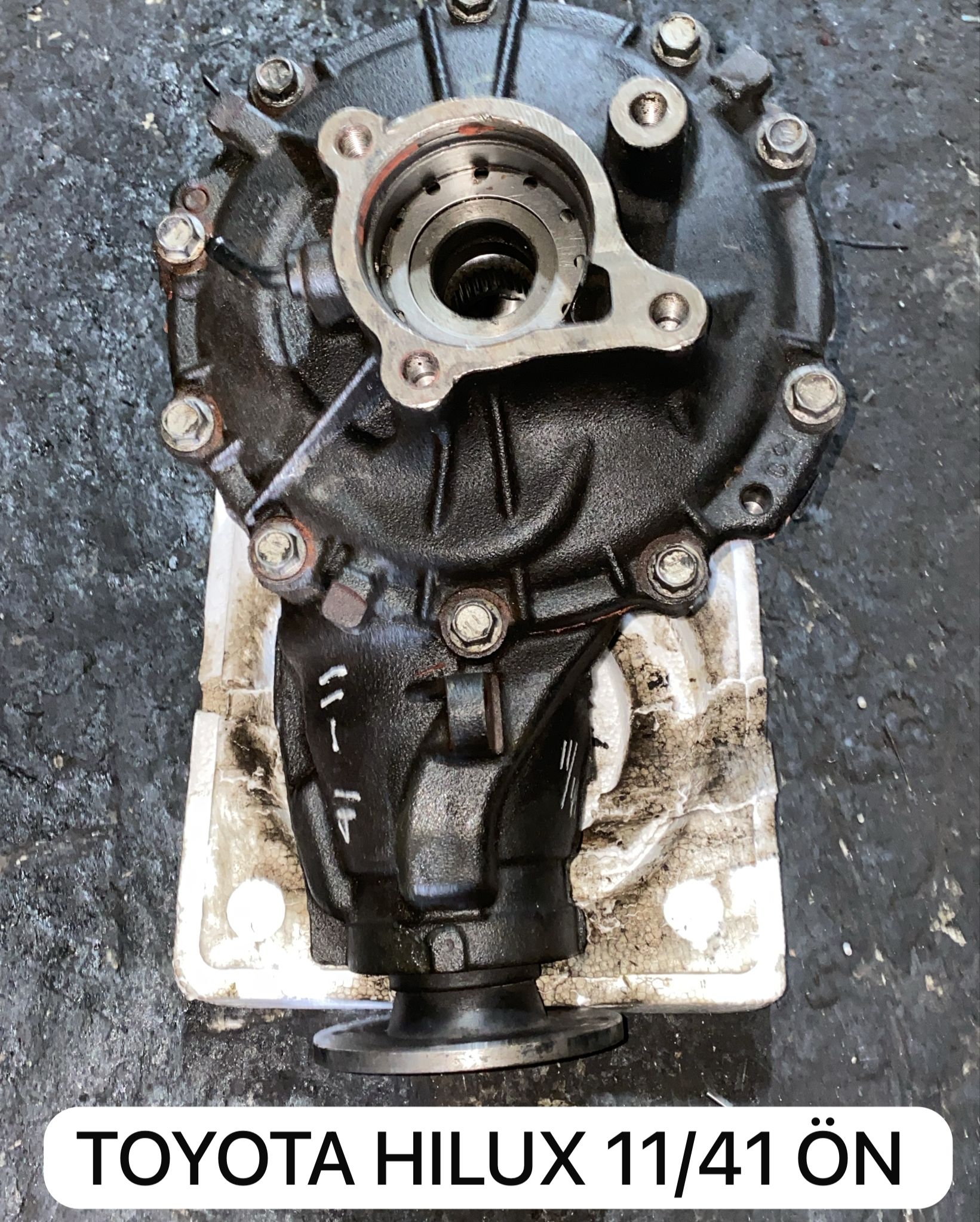 TOYOTA HİLUX 11-41 ÖN ORJİNAL DEFRANSİYEL -X14042025-5173