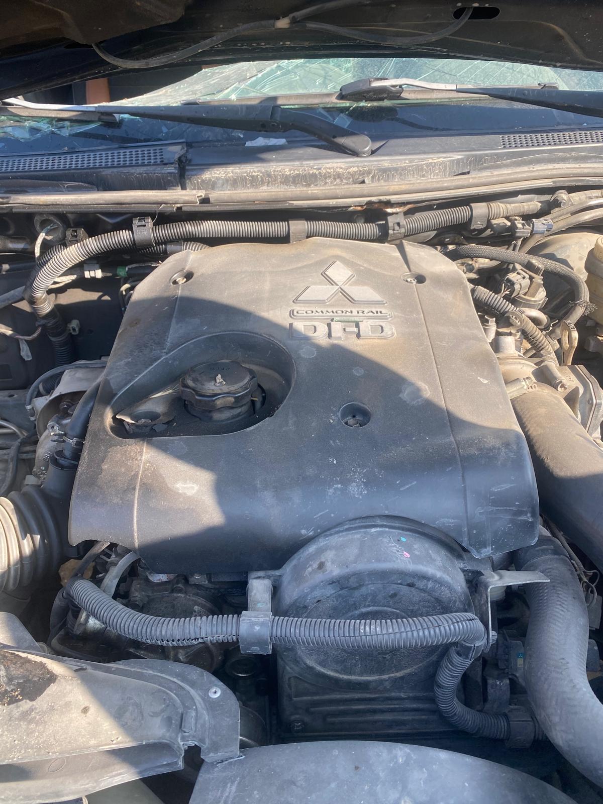 MİTSUBİSHİ L200 ÇIKMA ORJİNAL MOTOR -X14042025-5214