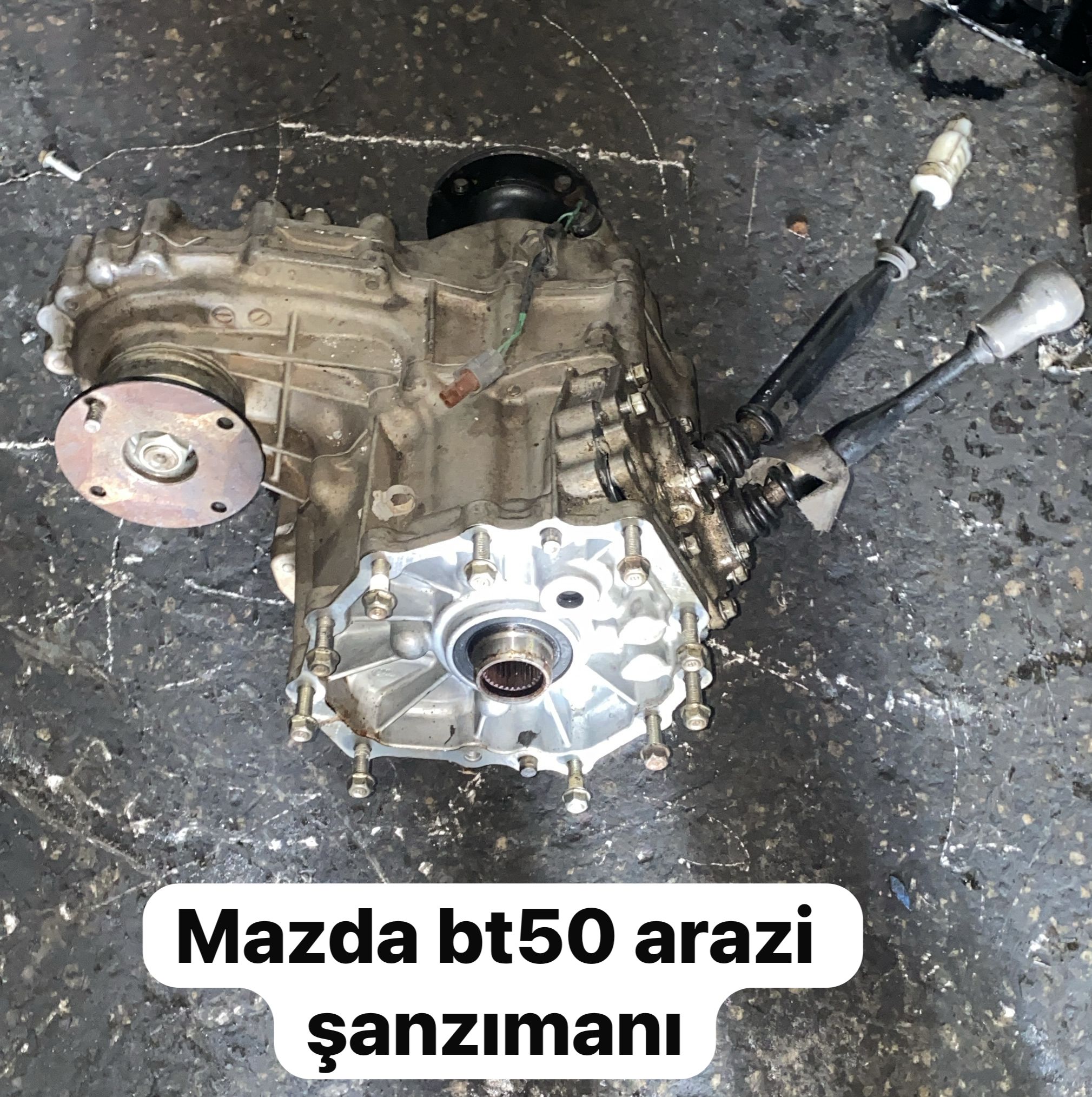 MAZDA BT50 ARAZİ ÇIKMA ORJİNAL ŞANZUMAN -X14042025-5315