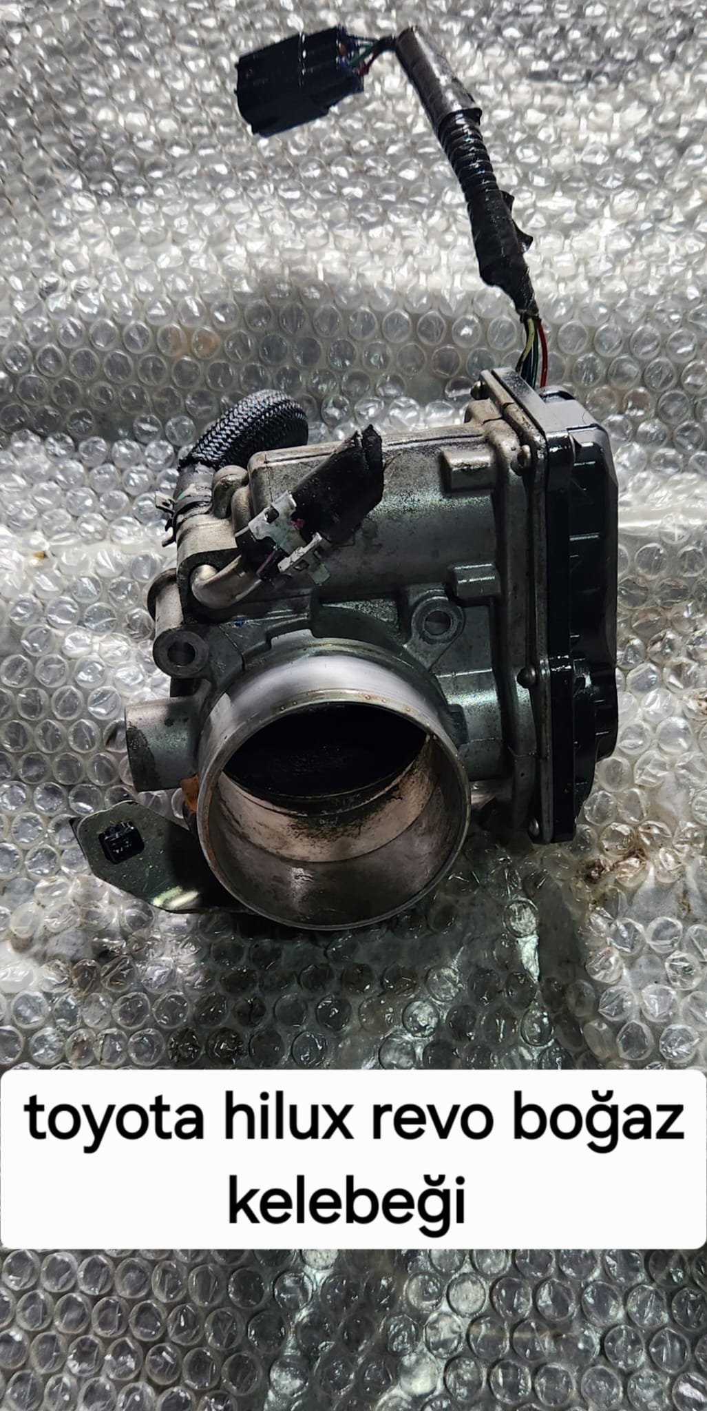 TOYOTA HİLUX REVO BOĞAZ KELEBEĞİ -X14042025-6196