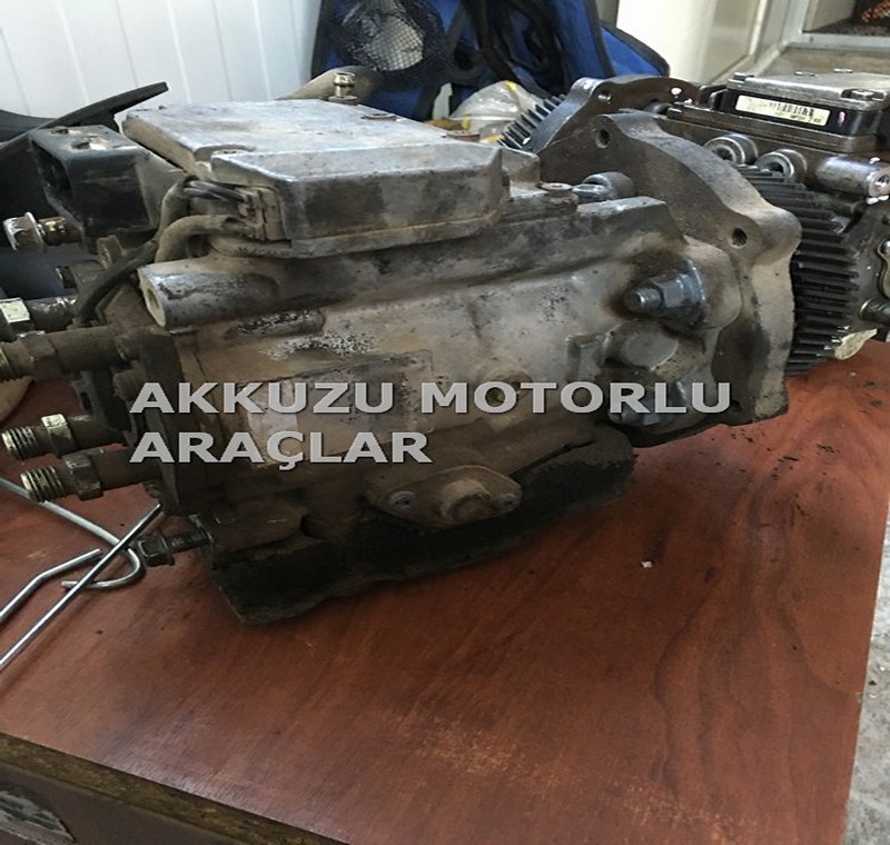 İSUZU DMAX EURO3 ÇIKMA MAZOT POMPASI -