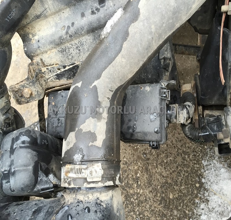 ISUZU ŞAMPİYON ÇIKMA SİGORTA TABLASI -
