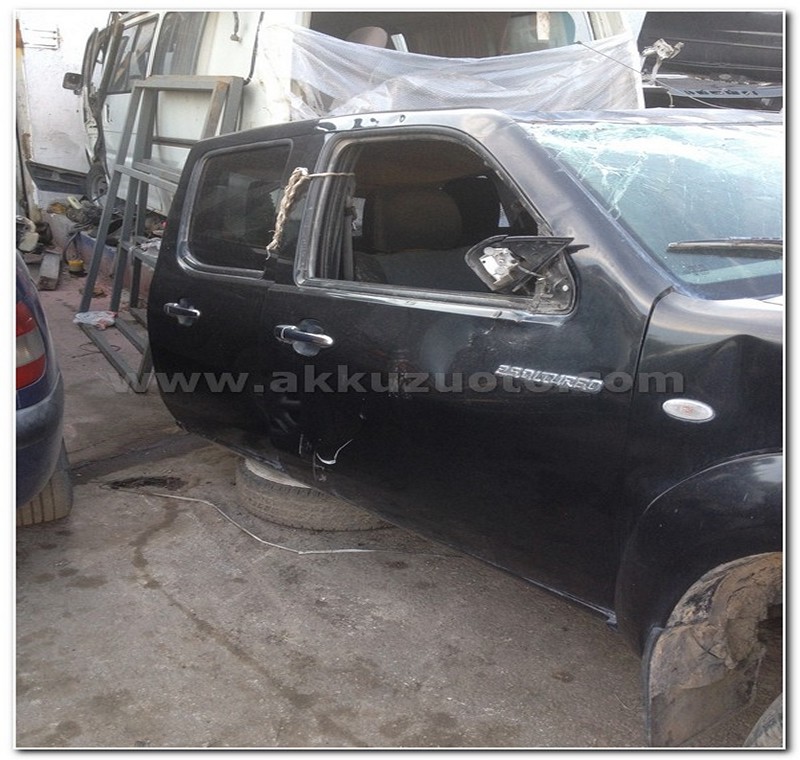 MAZDA BT50 ÇIKMA SAĞ ÖN KAPI -